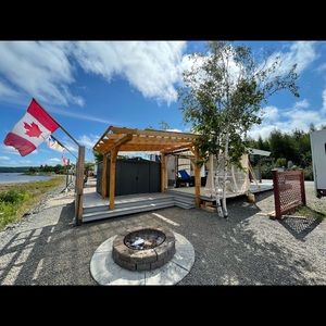 Meet your Posher, Cassandra